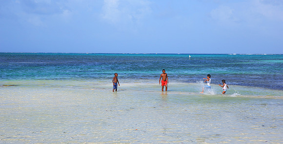 2014-07-23-ACaye-stock_015
