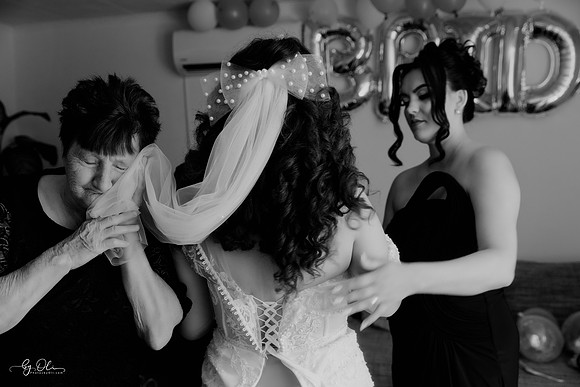 2025-08-30_0415-bw-l