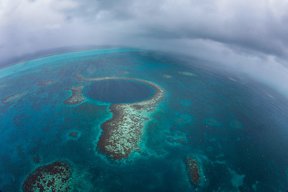BlueHole-01