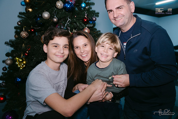 2025-12-07_025