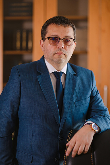 Tomescu-009