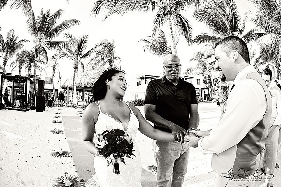 NO_12123-bw-web