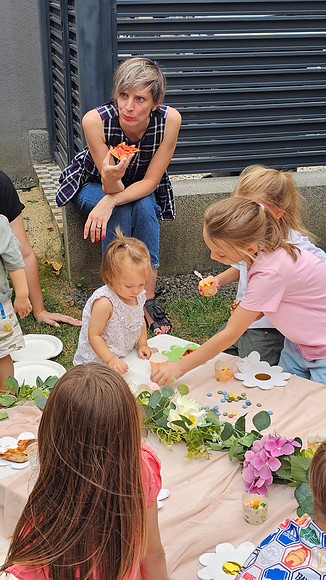1000094320