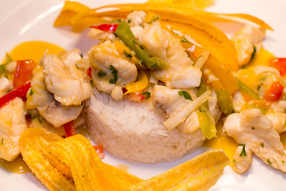 Elvis-DinnerThu-286