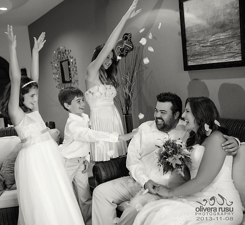 WED13_Nov08_1511-bw-web-800x735